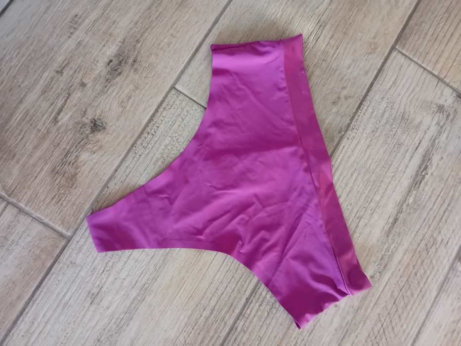 Nowe figi damskie bezszwowe L