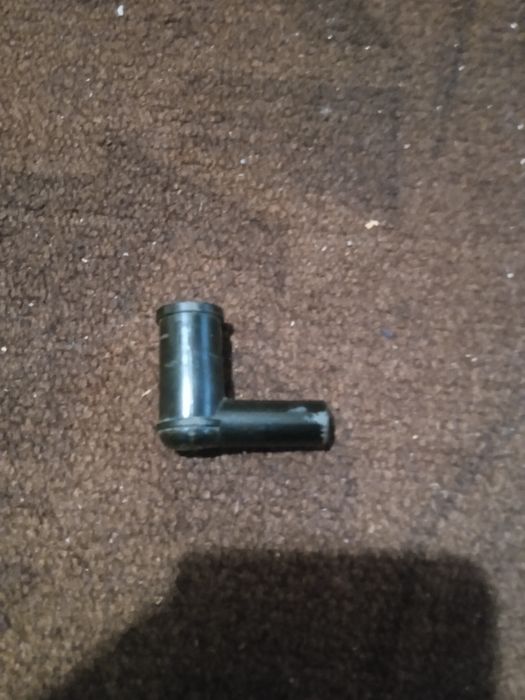 Продам Шапку для Свічки Автотранспорту.