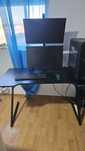 Mesa gaming preta
