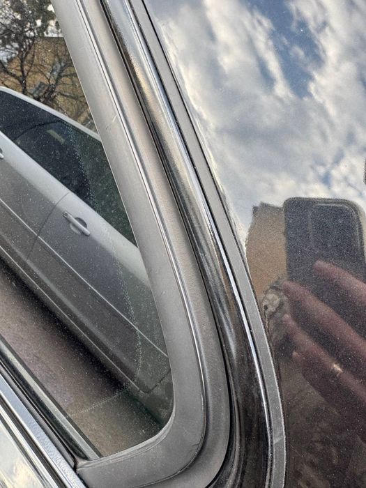 Уплотнитель Изгиб Хофмастера Бмв е38