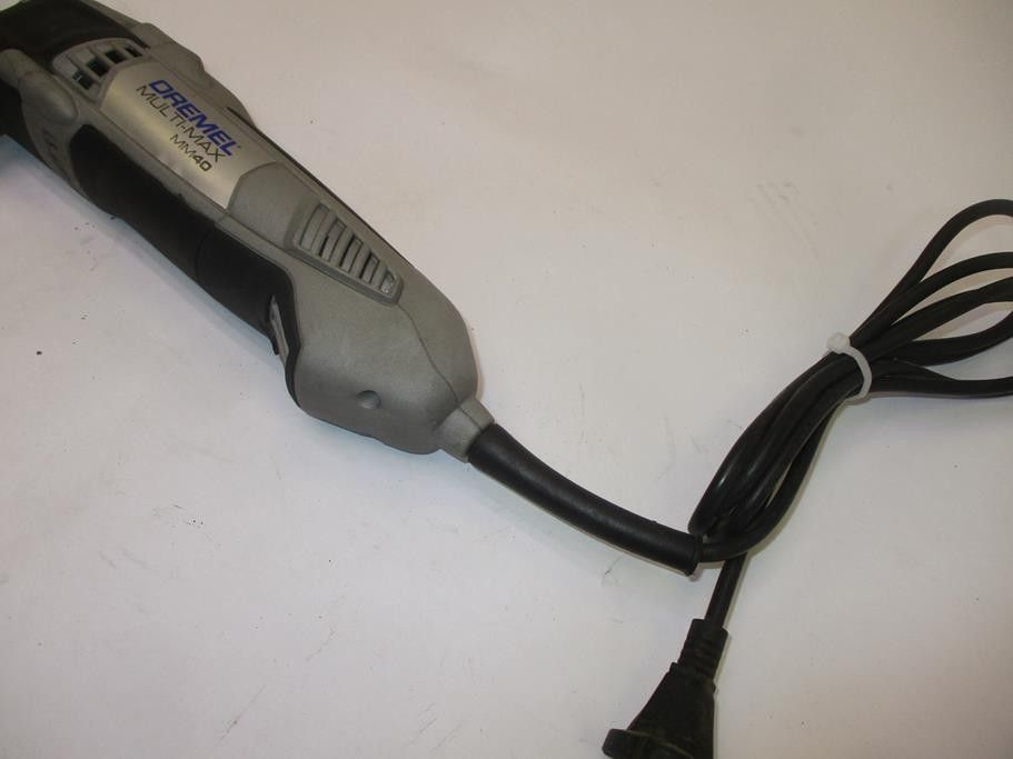 Szlifierka Welifunkcyjna Oscylacyjna Dremel Multi-Max Mm40