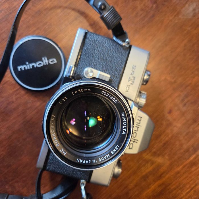 Minolta SR-T 101 – Kit 35mm com 5 objetivas