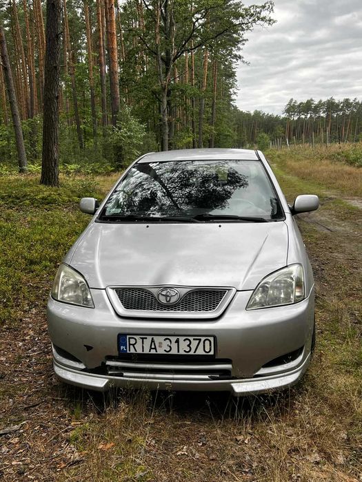 Toyota corolla 1,4 benzyna