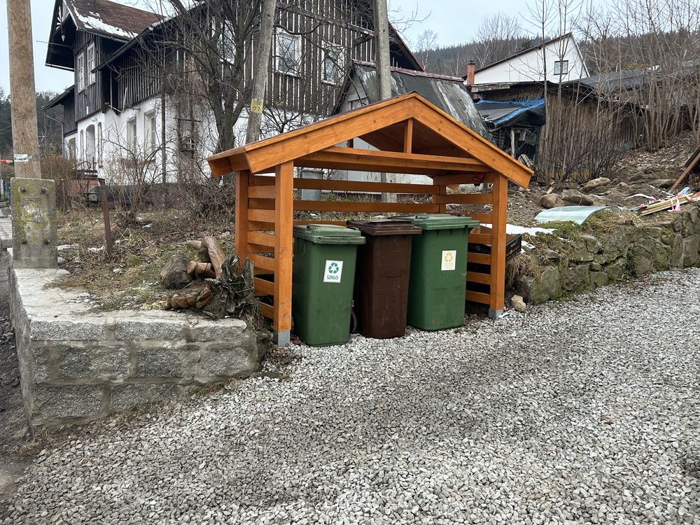 Huśtawki Zestawy mebli ogrodowych krzesła ławki stoły  piaskownice