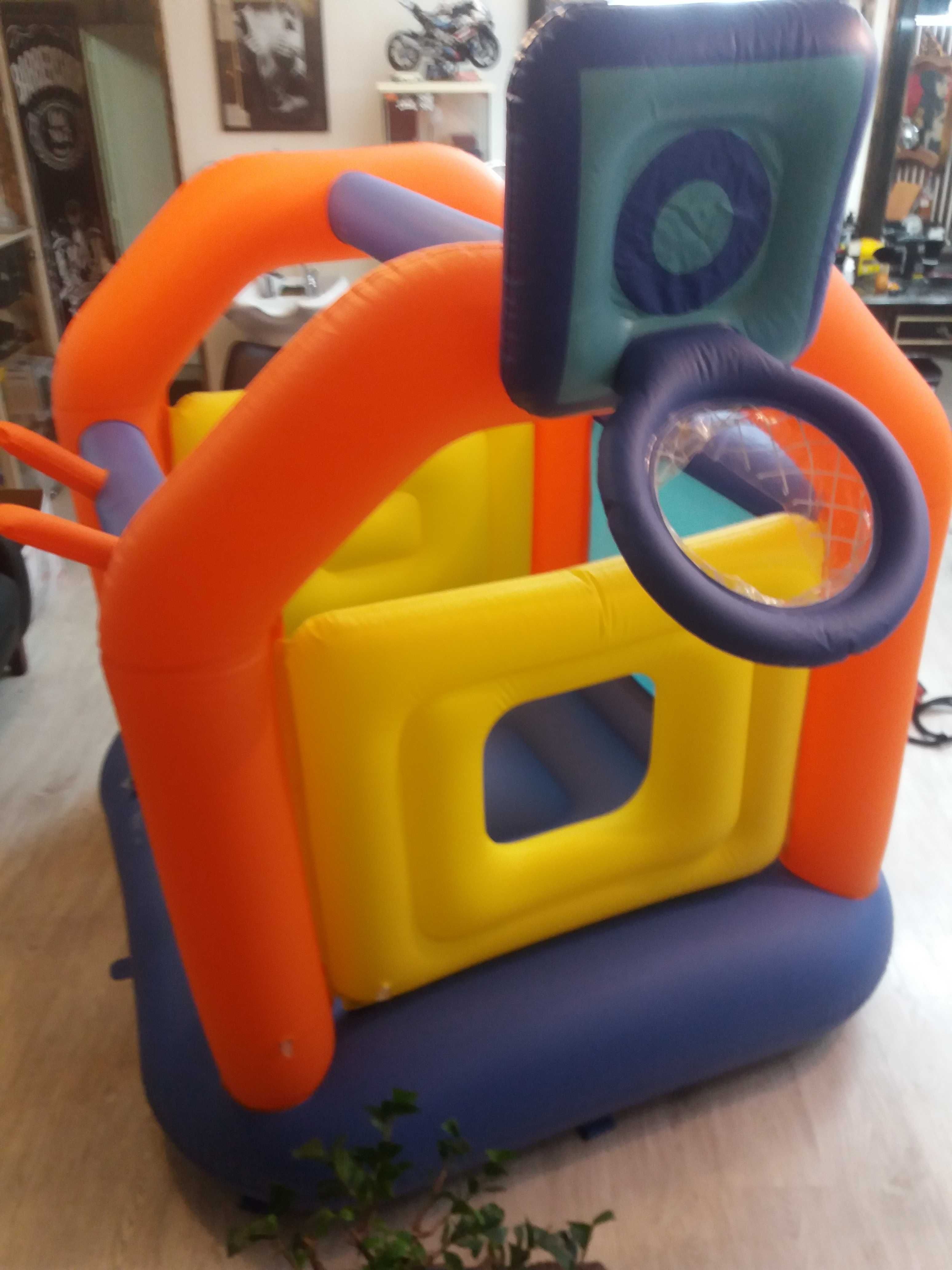 Super Casa Insuflável para Crianças
Zoko