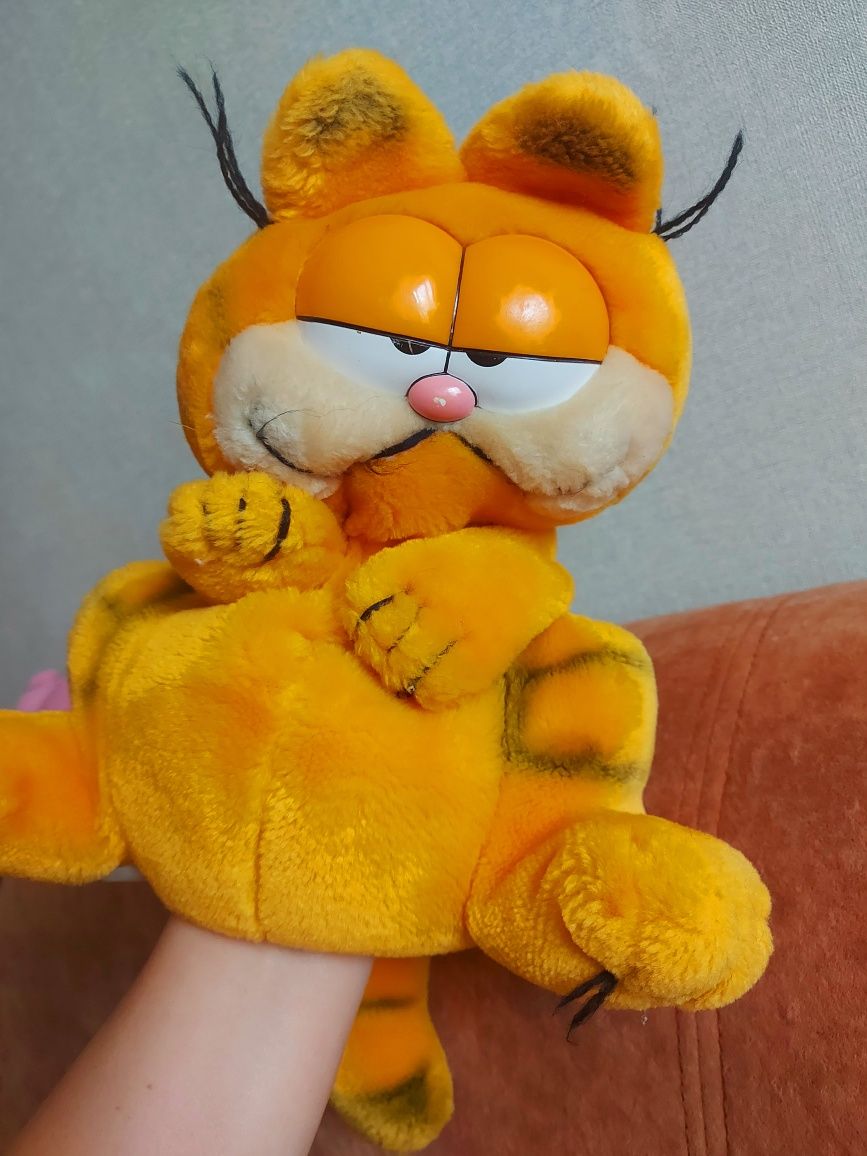 Игрушка мягкая, коллекционный Garfield.