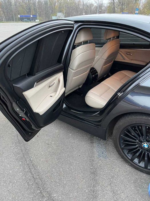 BMW F10 2012 года 525D Twin Power Turbo XDrive