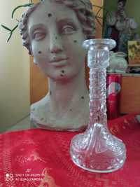 Szklany bezbarwny świecznik wysokość 18cm PRl