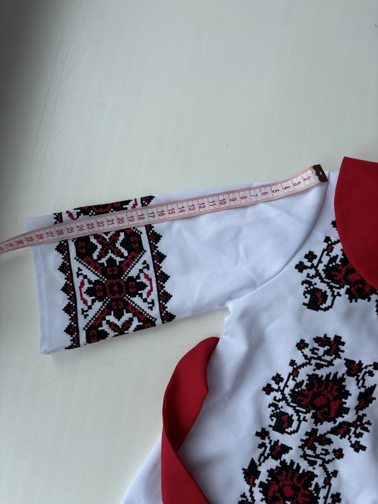 Сукенка вишита хрестиком