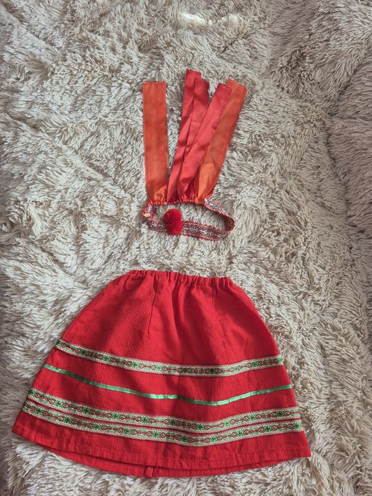 Спідничка вишита з віночком
