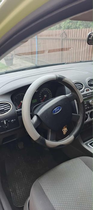 Ford focus 2006r 1.8 cdi 270tys