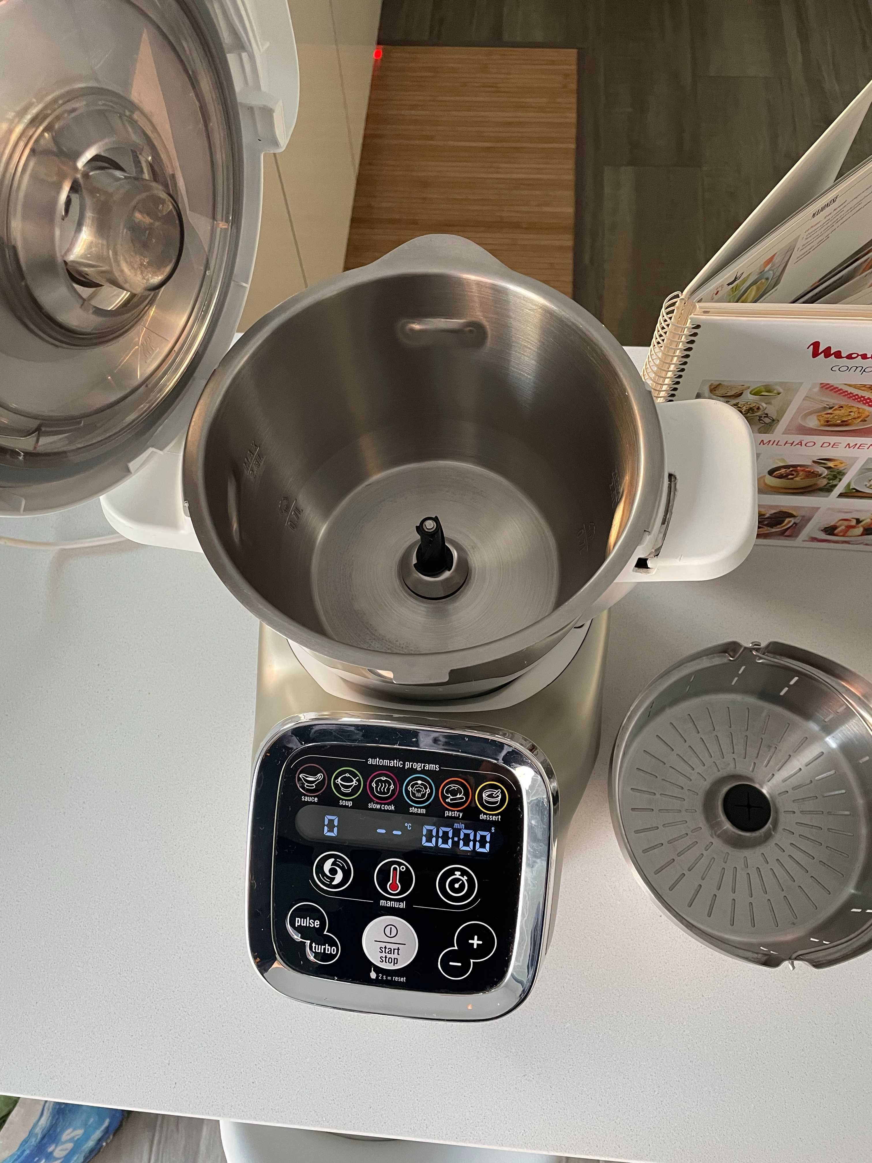 Robô de Cozinha Moulinex + Livro de Receitas (raramente usado)