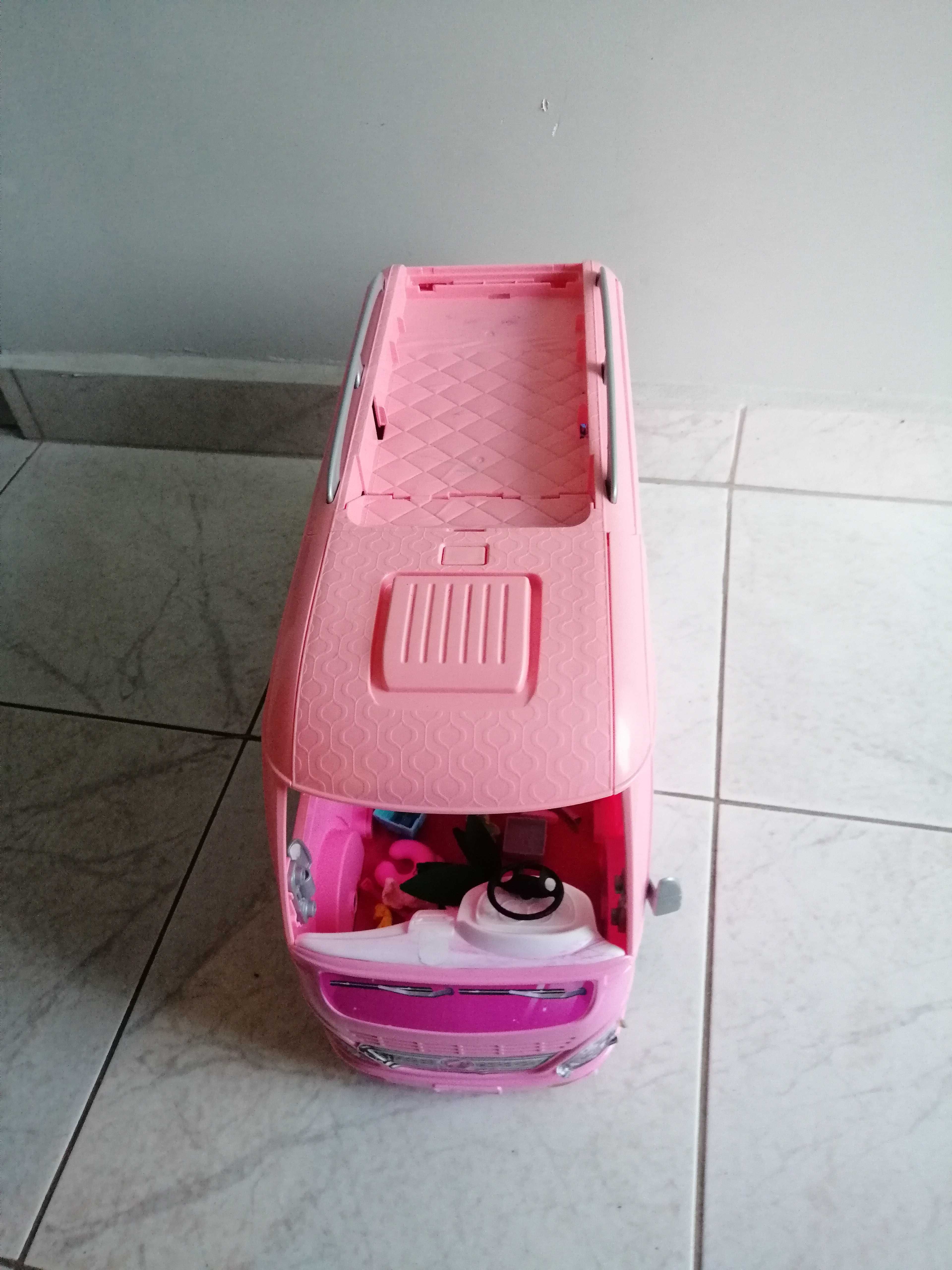 Samochód dla lalki Barbie