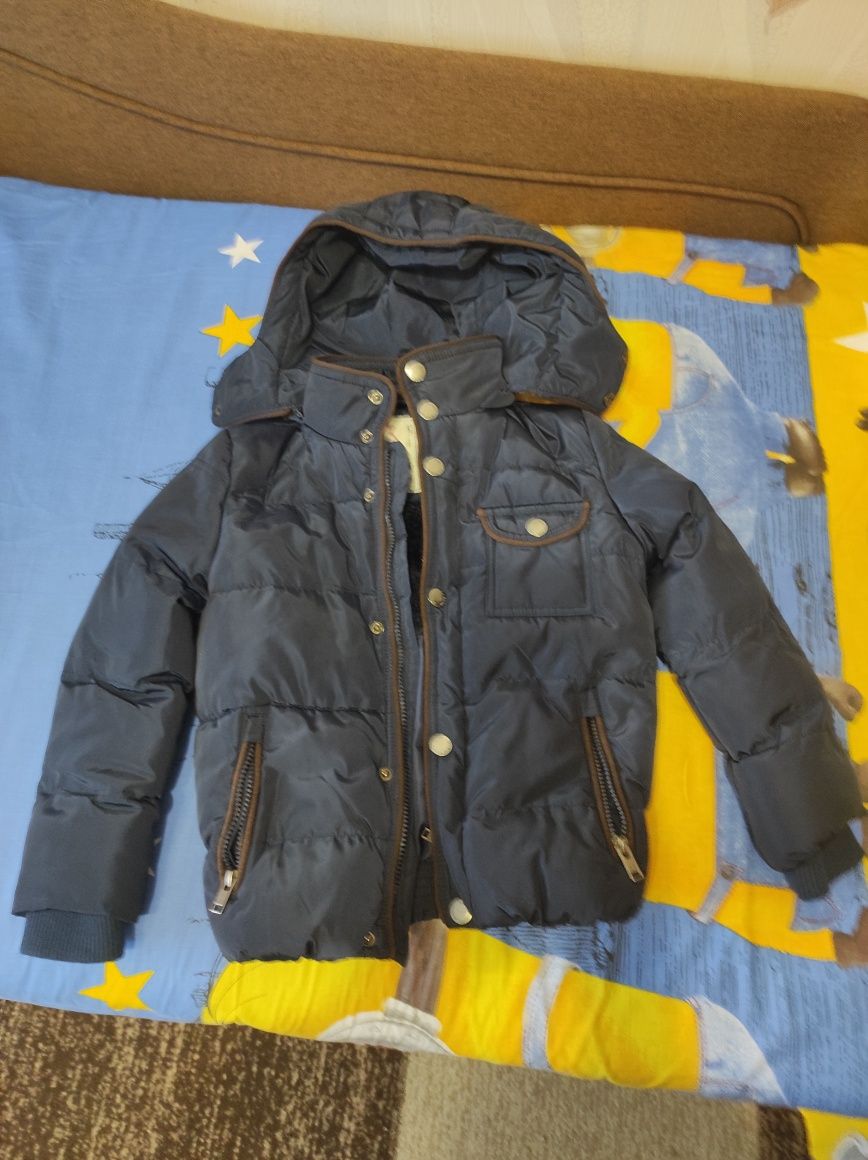 Тепла зимова куртка на зріст 104-110
