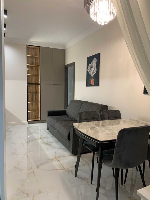 ОРЕНДА дизайнерської квартири ЖК СОНЯЧНА РІВ'ЄРА