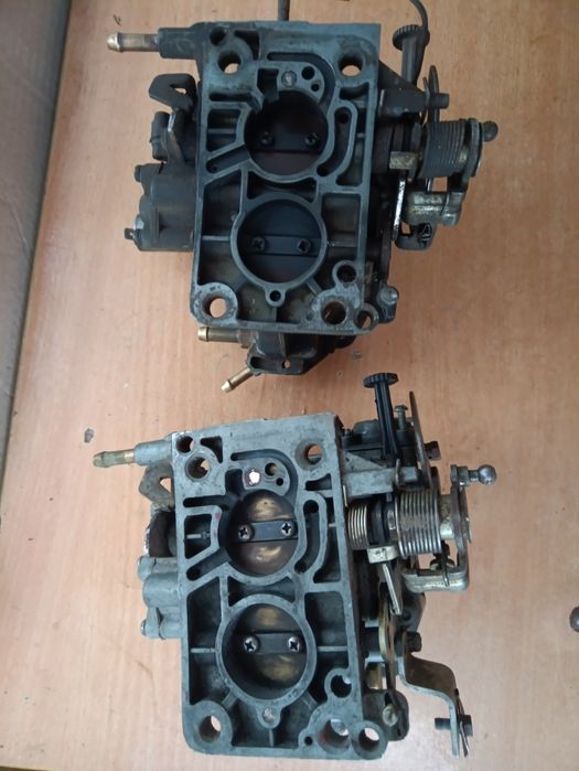 Два карбюратора Solex