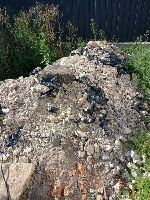 Віддам даром будівельні відходи