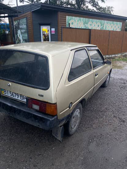 Продам таврию срочно !!