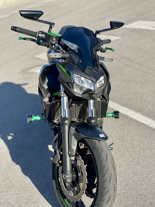 Kawasaki Z650 – 2022 – Muitos Extras