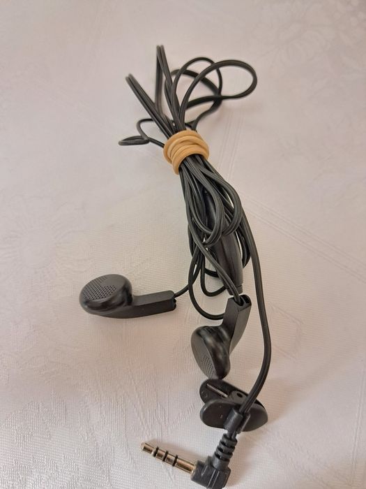 Słuchawki Nokia WH-101 + inne słuchawki