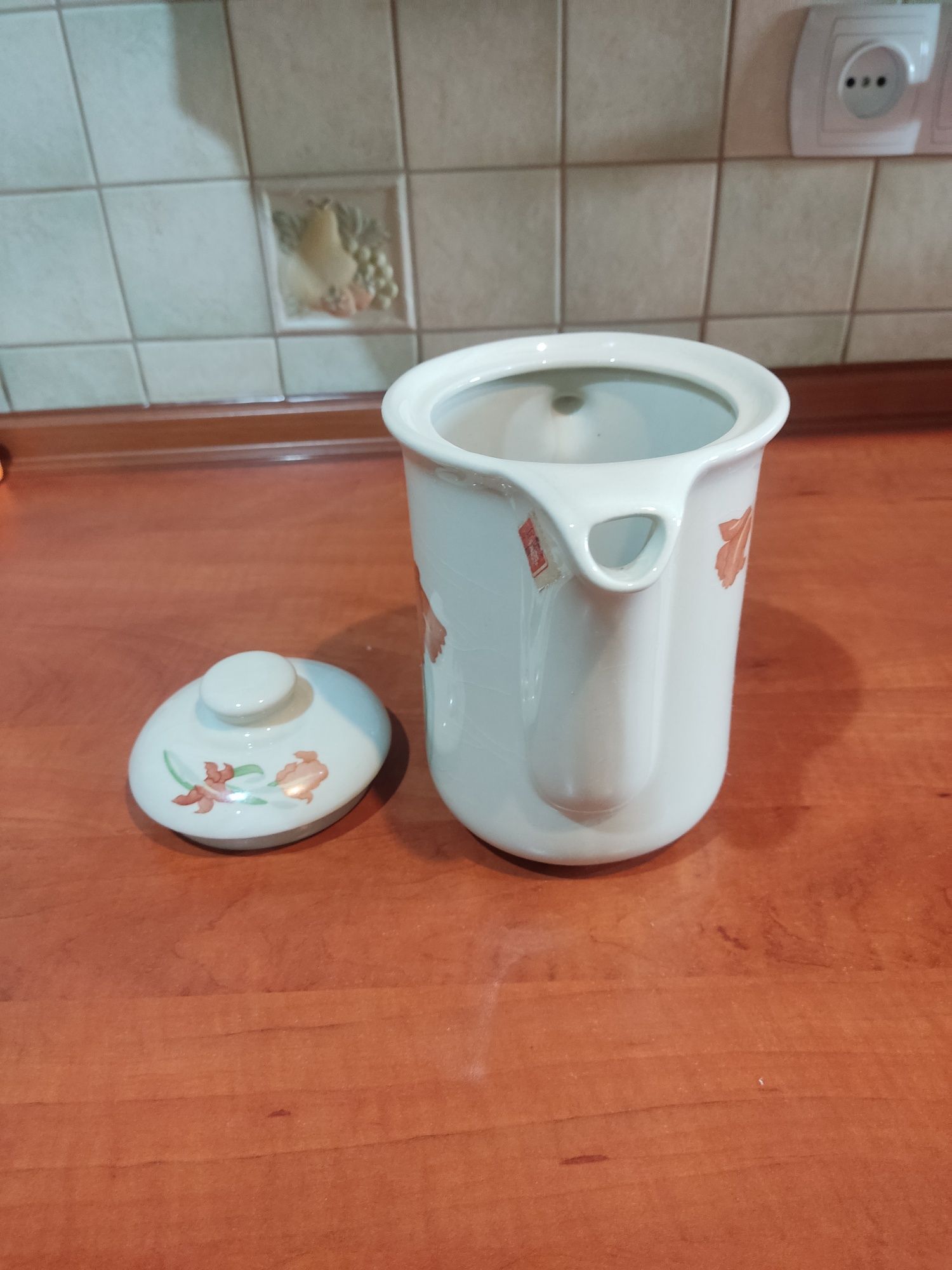 Dzbanek porcelit z Tułowic