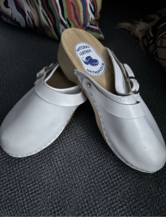 Профессиональная медицинская обувь