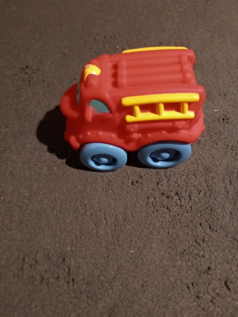 Czerwony pojazd zabawka