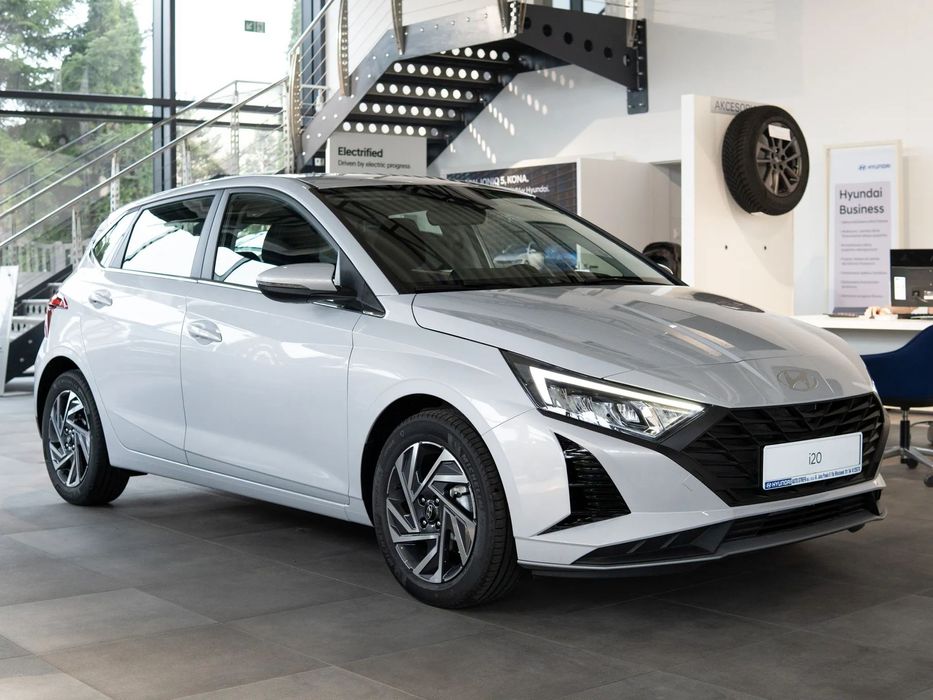 Hyundai i20 Modern + LED + COMFORT 1,2 MPI od ręki