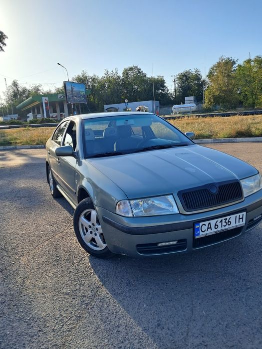 Срочно продам Шкода Октавия газ/бензин 2003