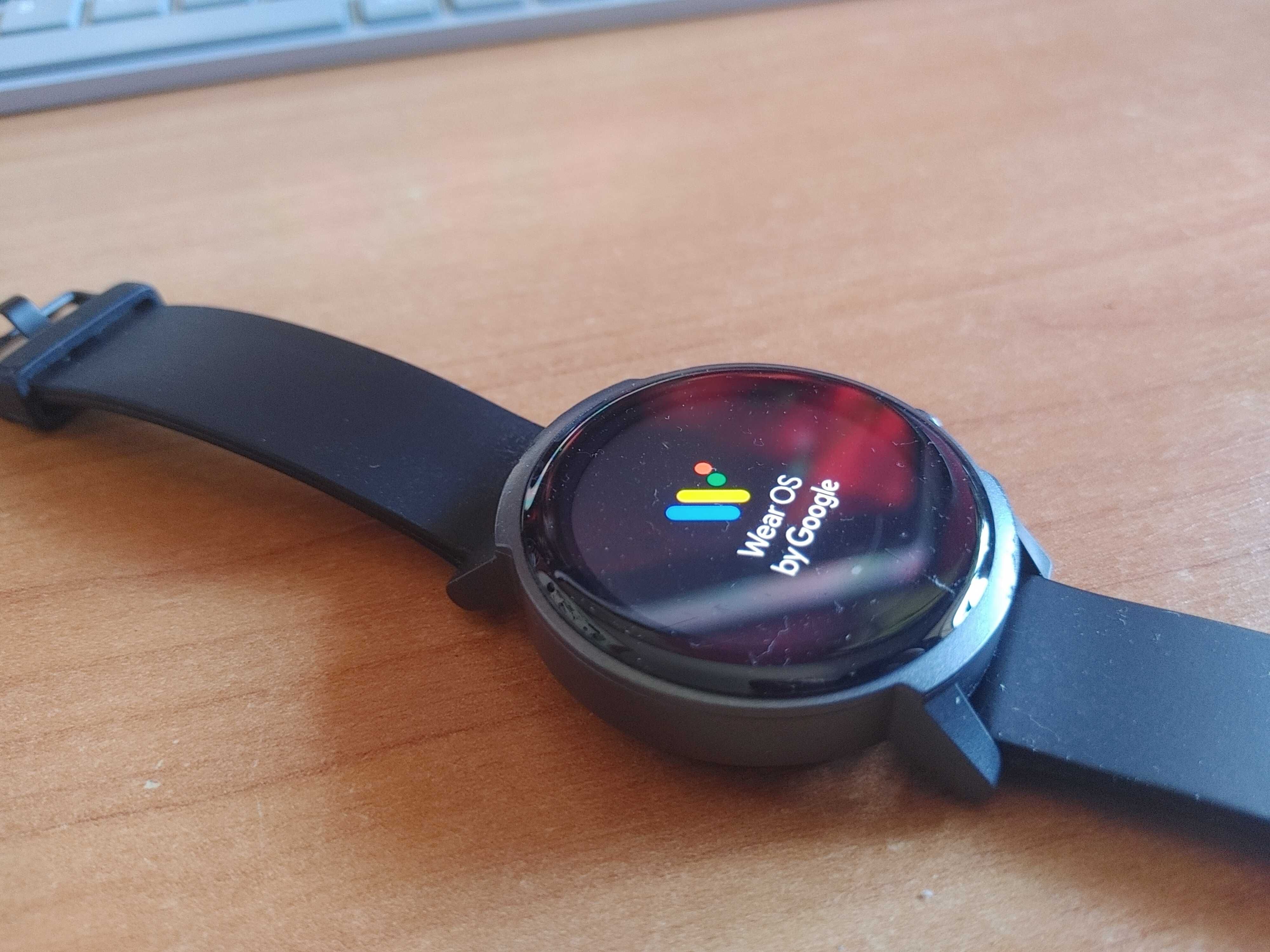 TicWatch E3 smartwatch