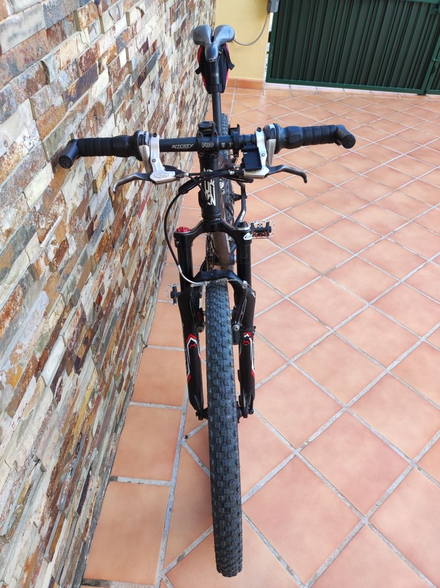 Bicicleta BTT 26"