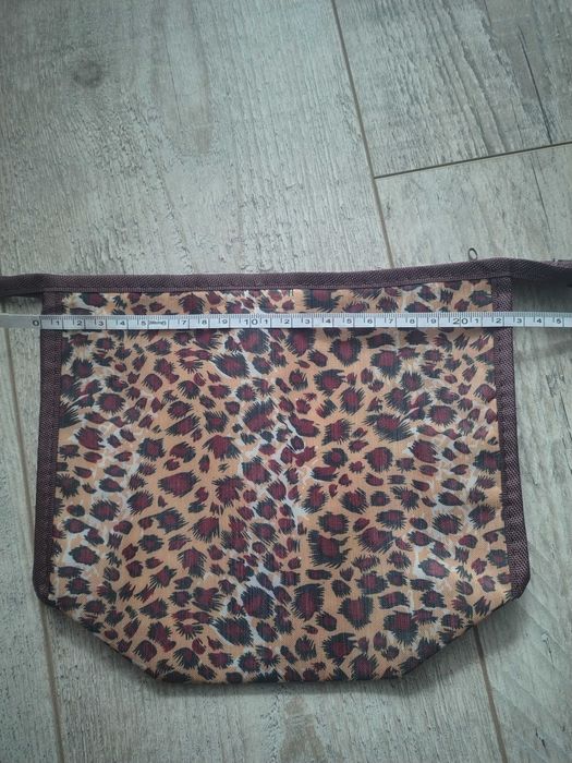 Nowa kosmetyczka w panterkę