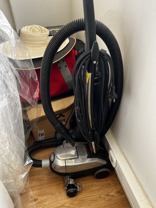 Kirby avalir 1 aspirador usado