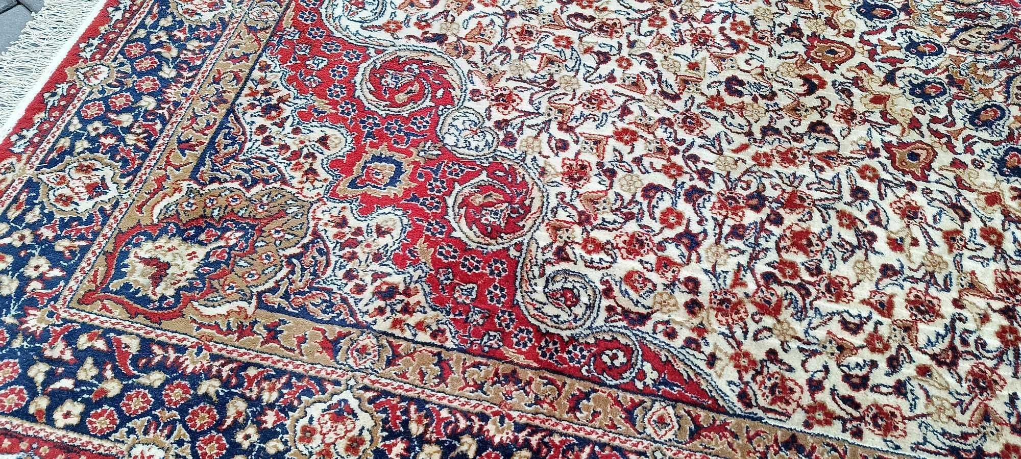 Isfahan dywan wełniany perski 307 x 197 cm wełna tkany ręcznie