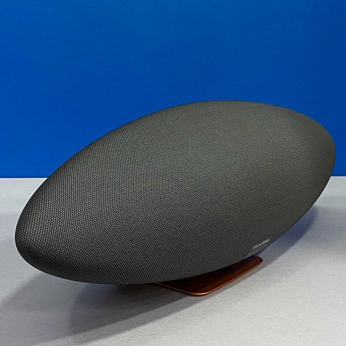 Bowers & Wilkins Zeppelin (McLaren Edition)