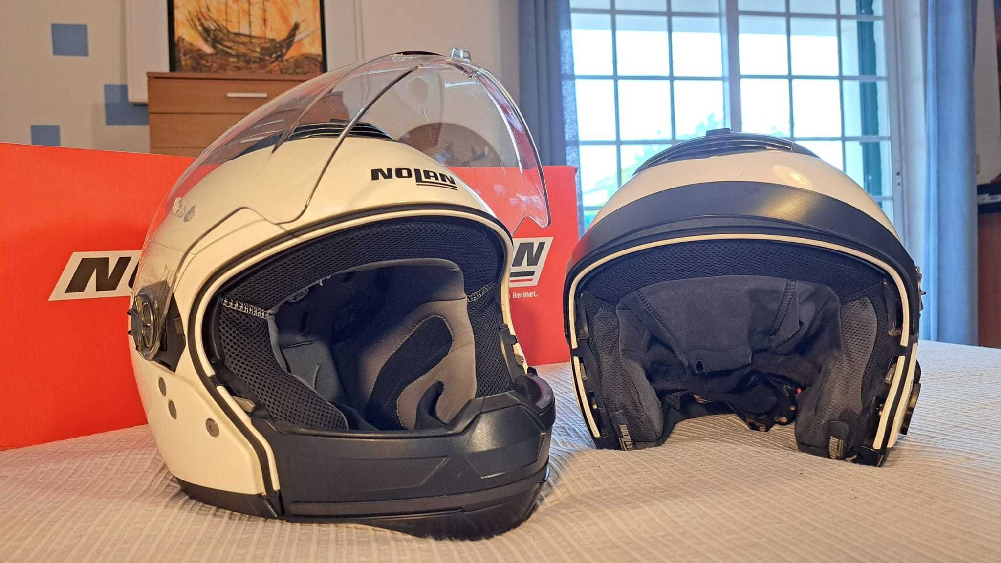 Dois capacetes de marca NOLAN N43 AIR CLASSIC