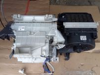 Toyota RAV4 II 00-03 nagrzewnica manualna europa