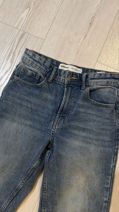 Джинси жіночі bershka