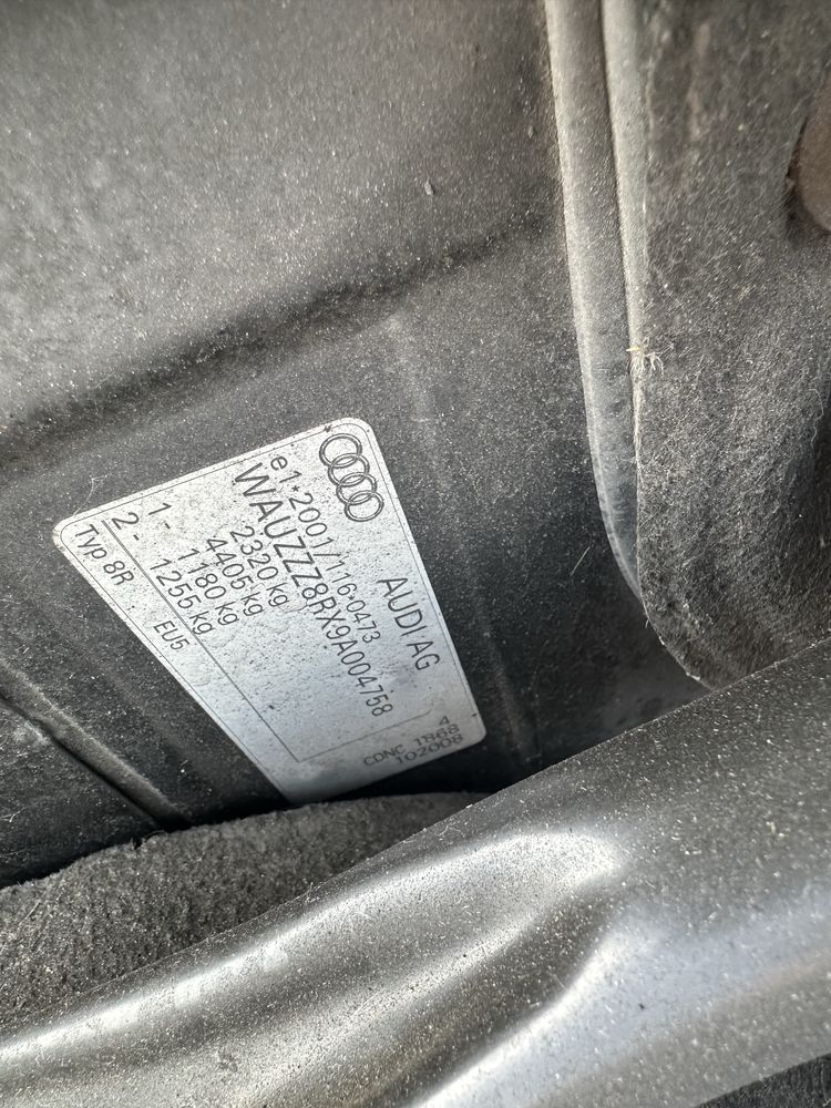 Audi Q5 silnik 2.0 TFSI 2008r,Anglik z kluczykami