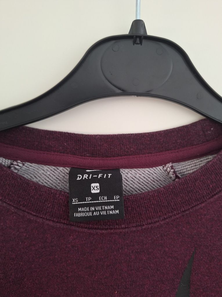Burgundowa fioletowa bluza nike crop top oversize