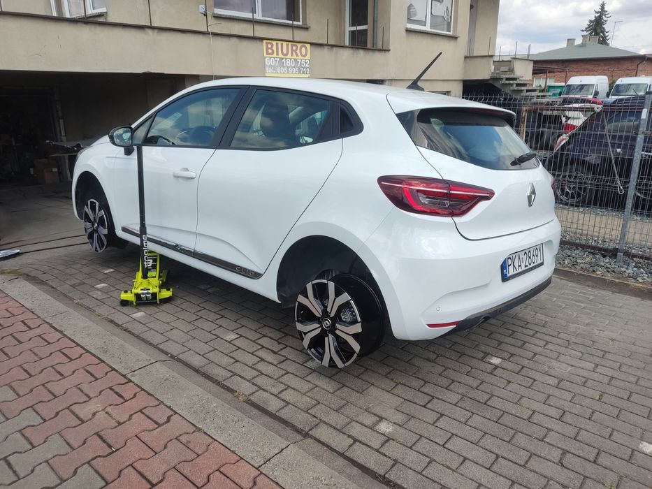 Komplet felg z dekielkami Renault Clio 4 5 IV V