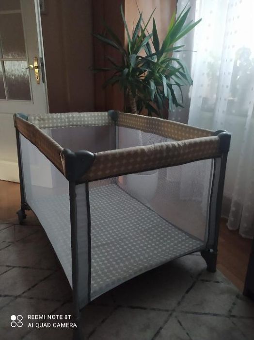 Łóżeczko turystyczne