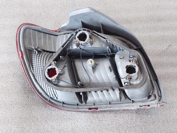 Farolim direito TOYOTA Yaris (_P1_)