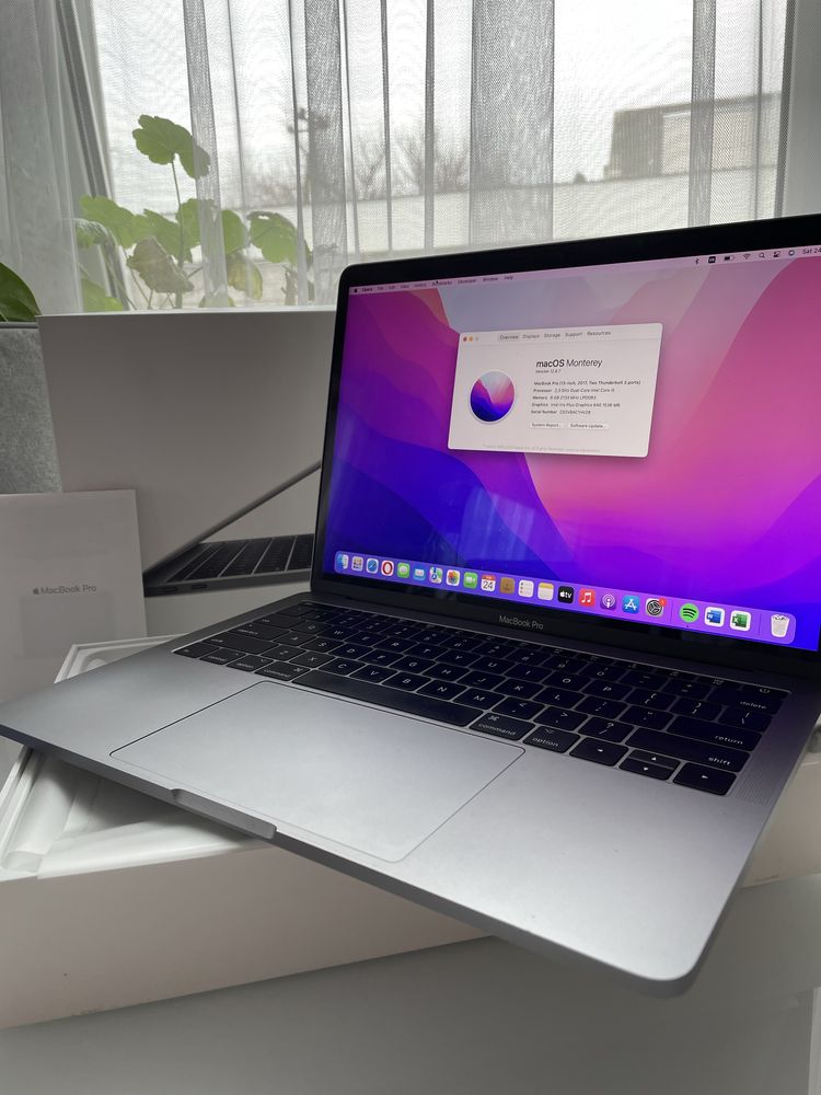 MacBook Pro 13 2017 256GB SSD Ідеал