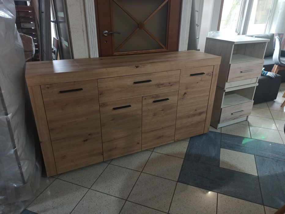 Комод в наявності