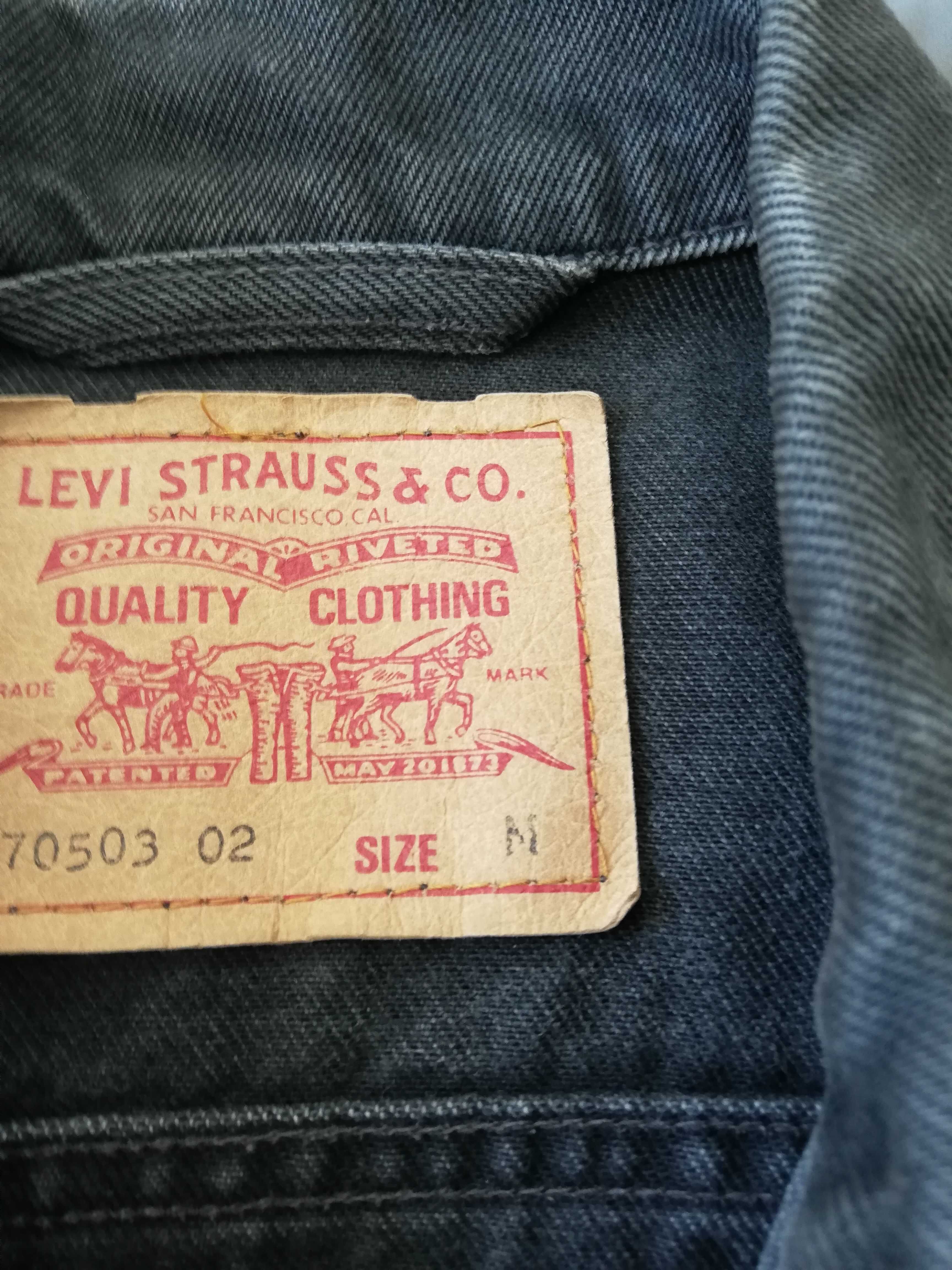 Casaca de ganga vintage da LEVI'S (cor preto).