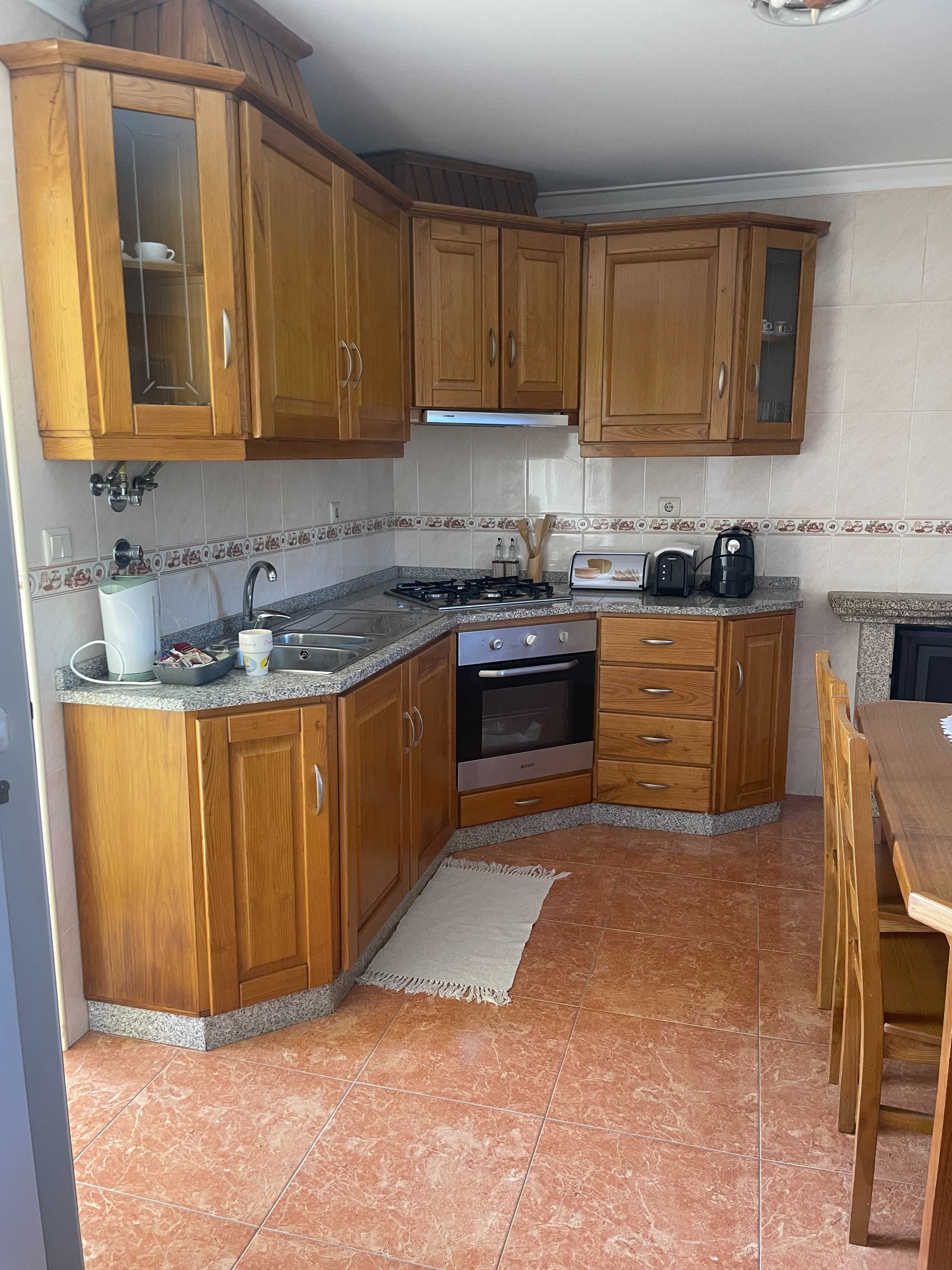 Casa na tranquilidade da aldeia e do campo
