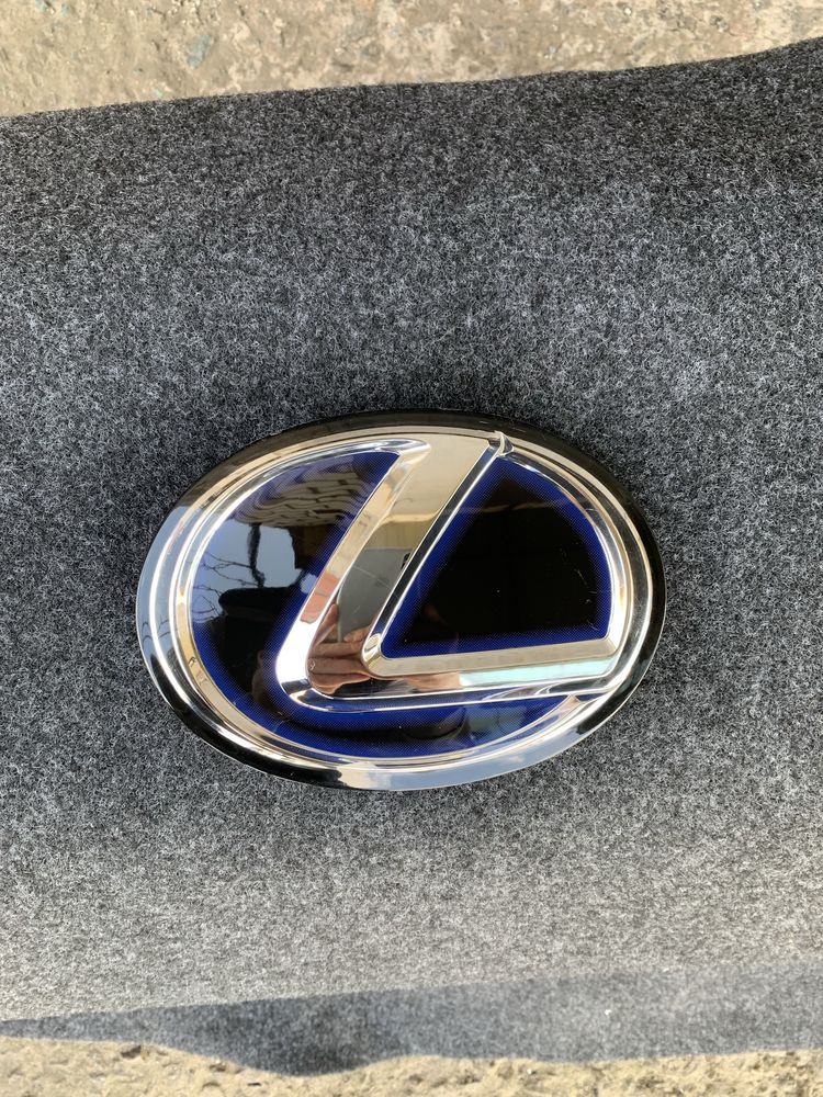 Емблема lexus nx ux rx