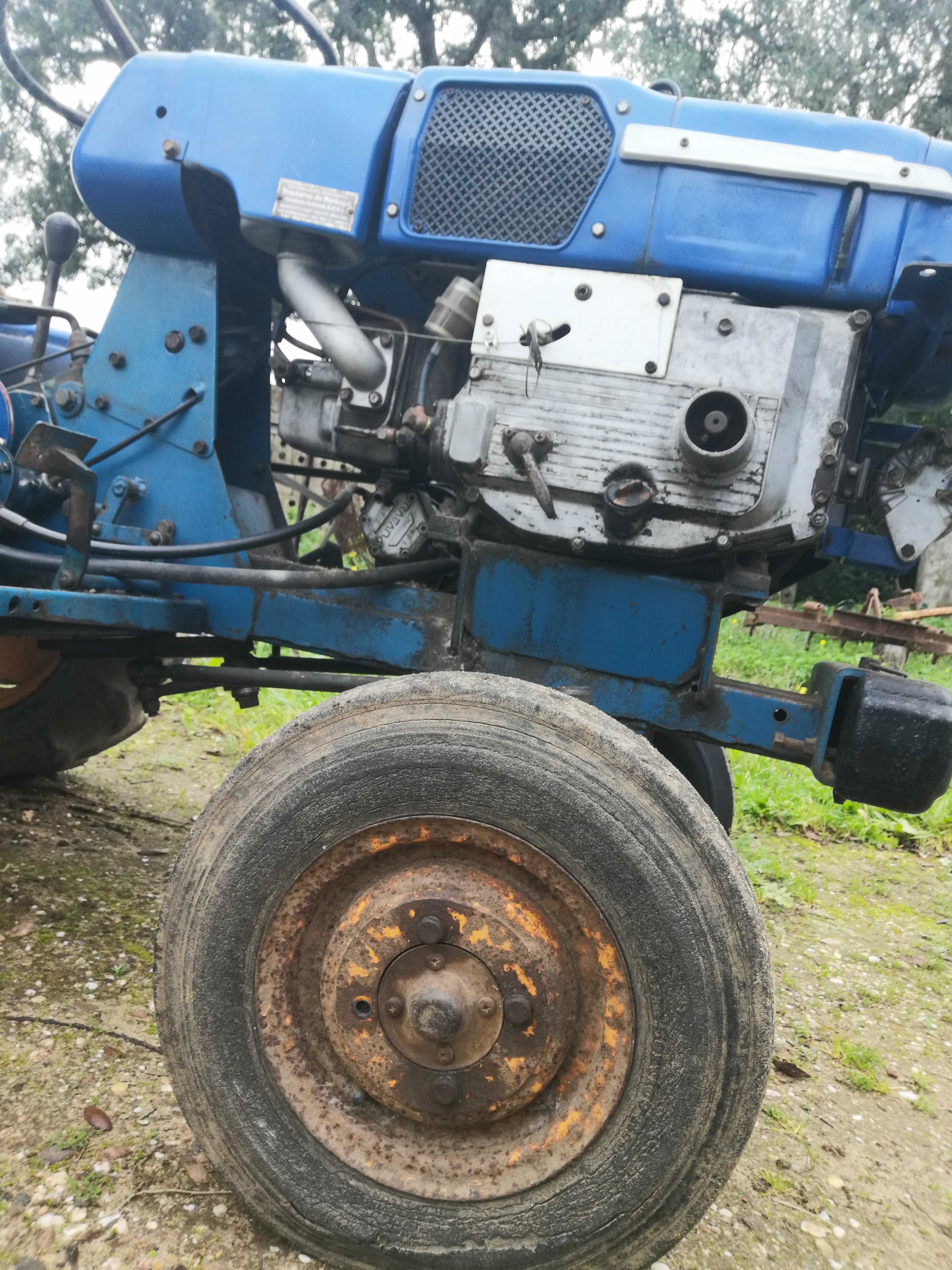 Tractor hinomoto