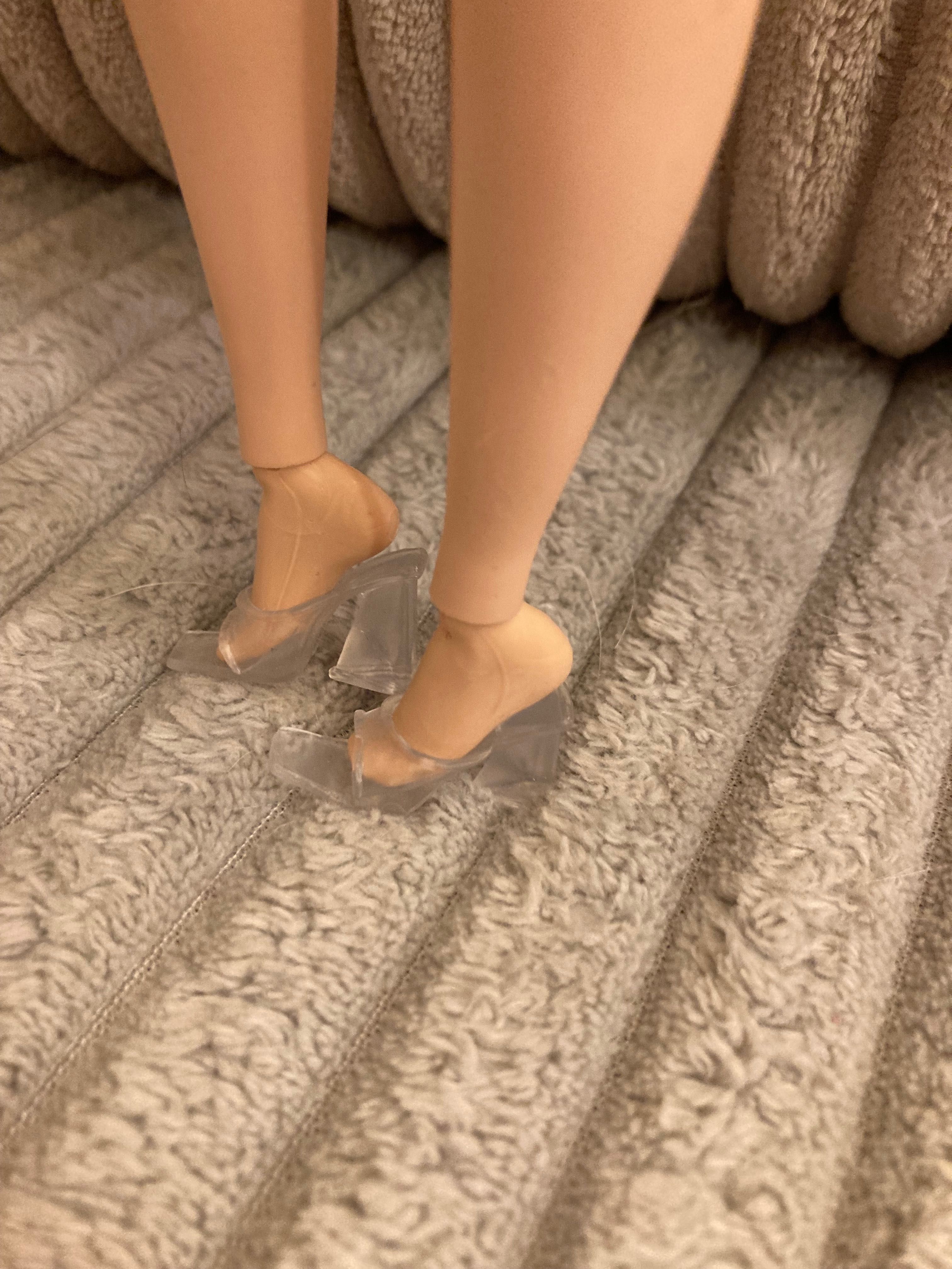 Barbie Basics Creations z zestawu 01
